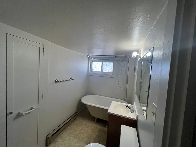 636 Kickbusch St — Photo 12
