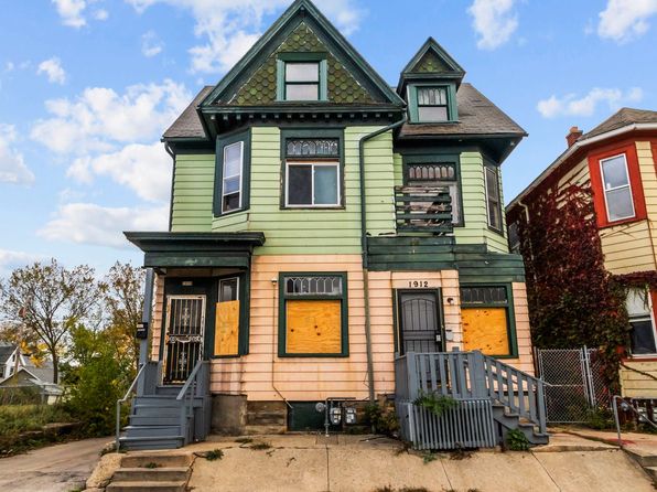 1912 N 27th St #1912