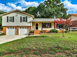 301 Duchess Trl, Lexington, SC 29073
