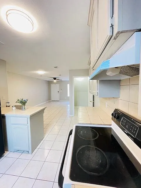 Moorefield Apartments — Photo 4