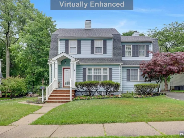 15 Highland Ave, Demarest, NJ 07627