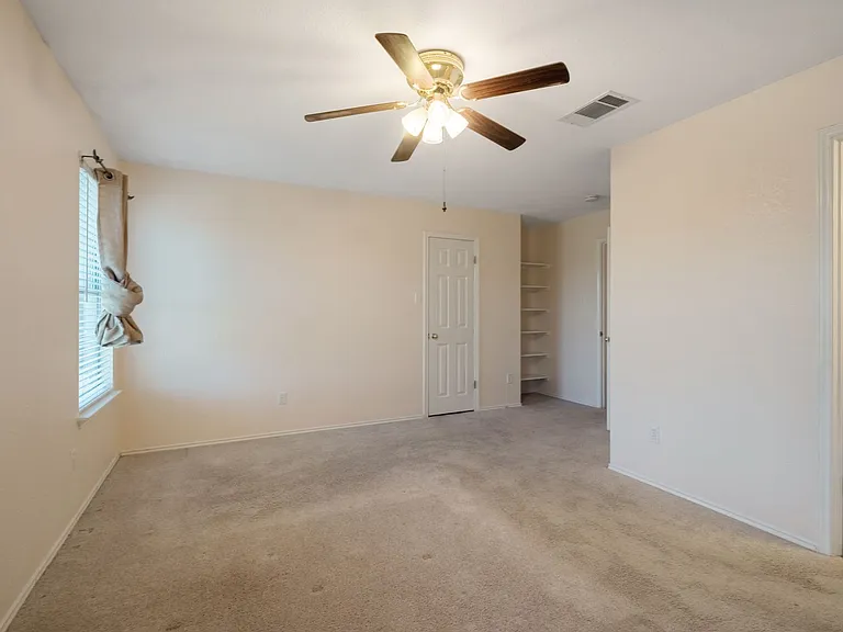 17131 Dashwood Creek Dr — Photo 11