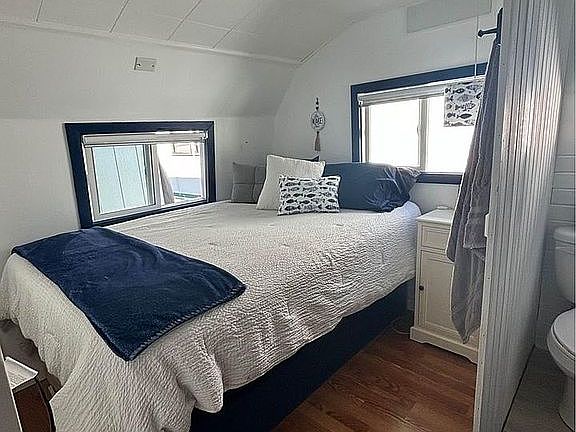 5th image of 4172 England Dr #36