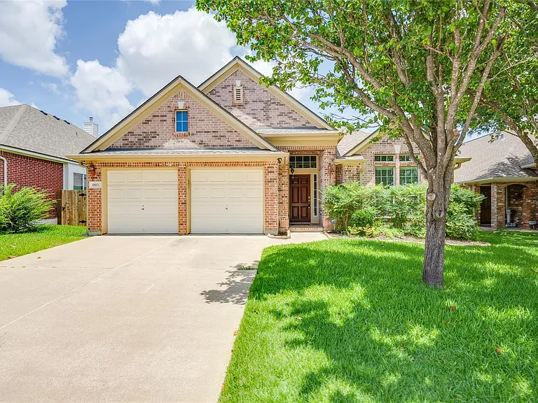 1813 Nelson Ranch Loop — Photo 2