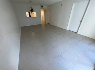 550 SW 137th Ave APT 206L, Pembroke Pines, FL 33027