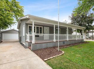 8818 Fairway Dr, Orland Park, IL 60462