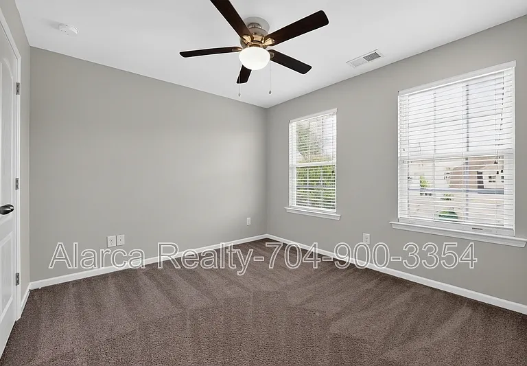 11528 Lottingly Dr — Photo 33