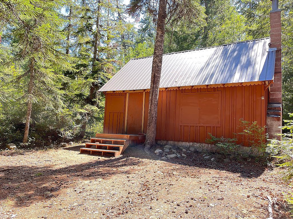 8521 Kachess Lake Rd, Easton, WA 98925 Zillow