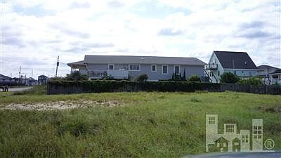 1st image of 300 7th Ave