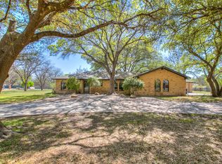 1577 Sun Valley Ln, San Angelo, TX 76904