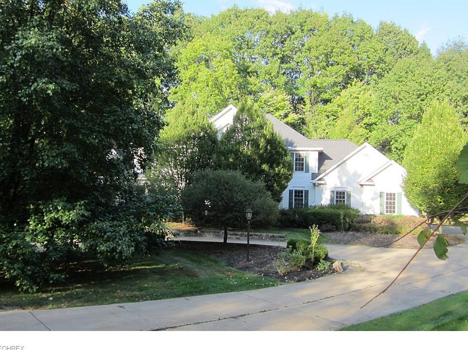 1st image of 673 Highlands Dr