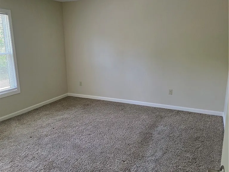 9889 Johnnycake Ridge Rd #B — Photo 6