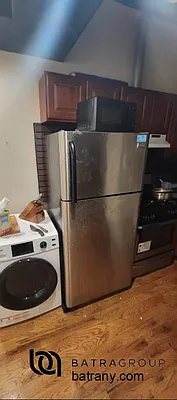 Rented by Batra Group Inc | media 17