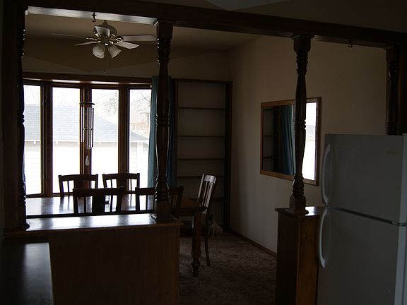3rd image of 710 Bradley St