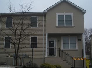 10 Mandarin Rd, Lakewood, NJ 08701