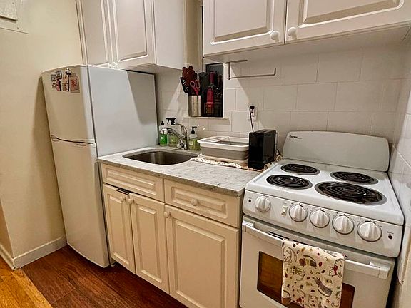 3rd image of 340 E 85th St APT 4C
