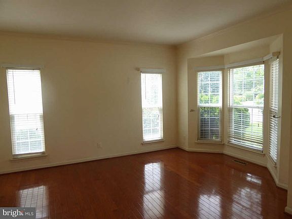 3rd image of 3010 Desert Palm Ct