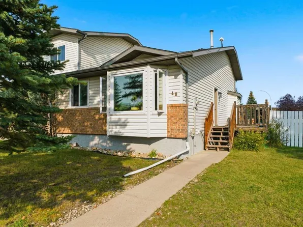 48 W West Aarsby Rd, Cochrane, AB T4C 1L3