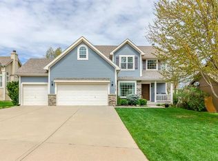 16560 W 155th Pl, Olathe, KS 66062