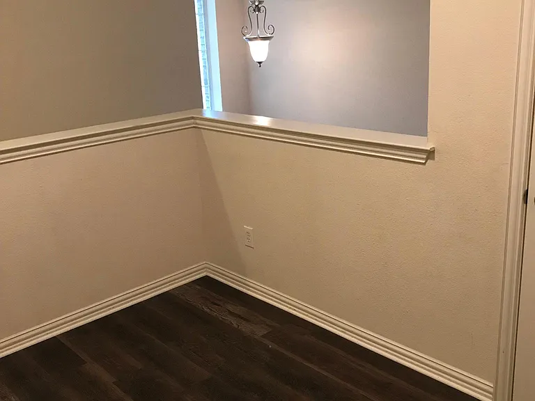 8732 Manhattan Ave — Photo 11