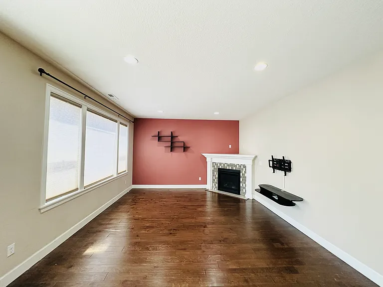 17090 NW Anita St — Photo 27