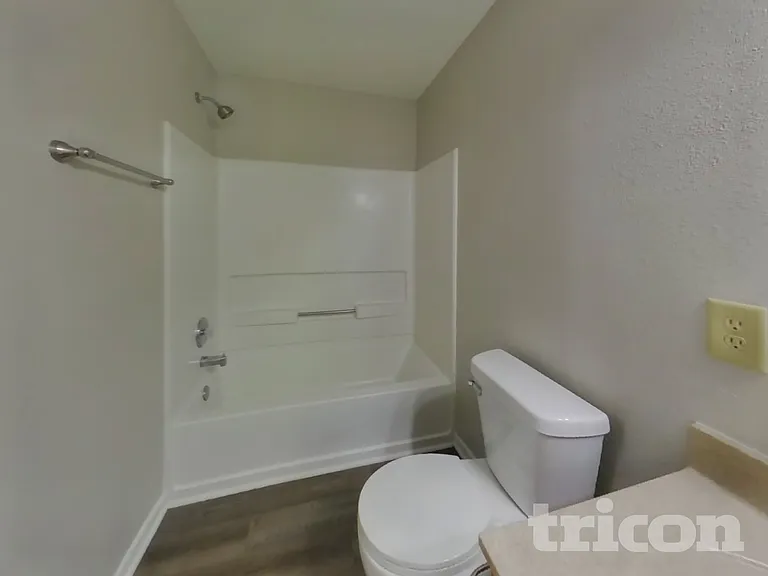 756 Hickory Pine Dr — Photo 10