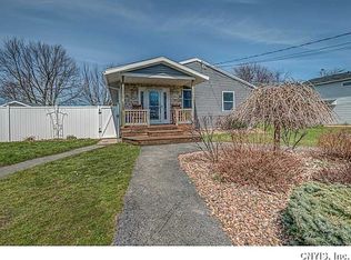 6411 Long Point Rd, Brewerton, NY 13029