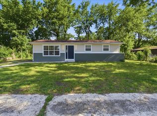 7307 E 1st St, Sun River Terrace, IL 60964