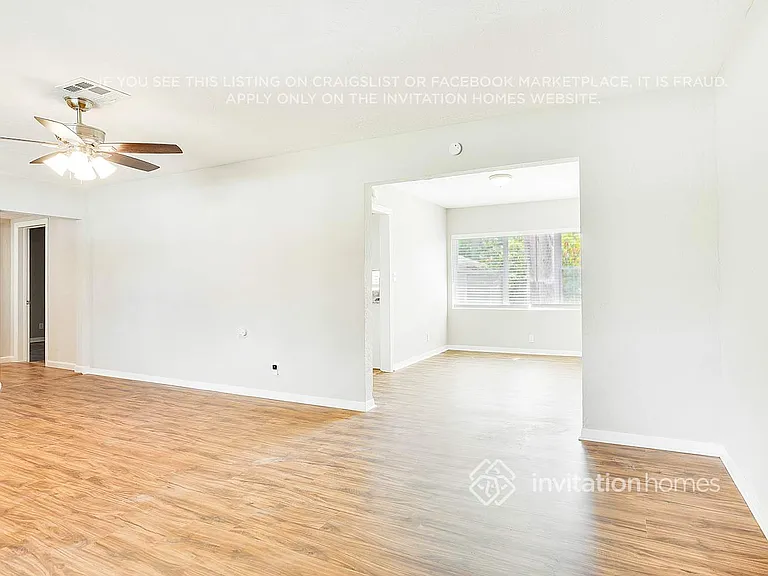 1115 N Powers Dr — Photo 19