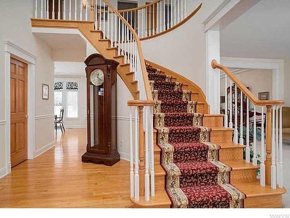 4th image of 8198 Golden Oak Cir