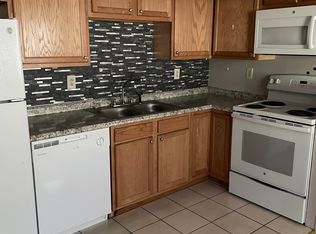 203 Parks Rd #5, Mc Donald, PA 15057