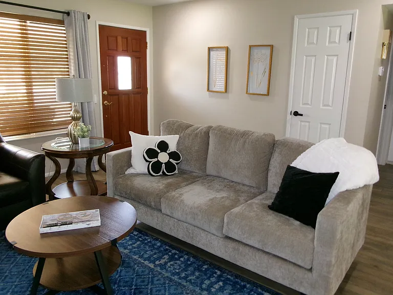 Come and enjoy the comfortable sofa. New chairs, new TV stand.