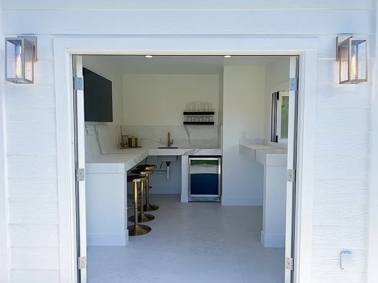 1114 Buena Vista Way #A — Photo 12