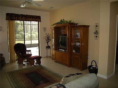 4th image of 648 Grand Canal Dr
