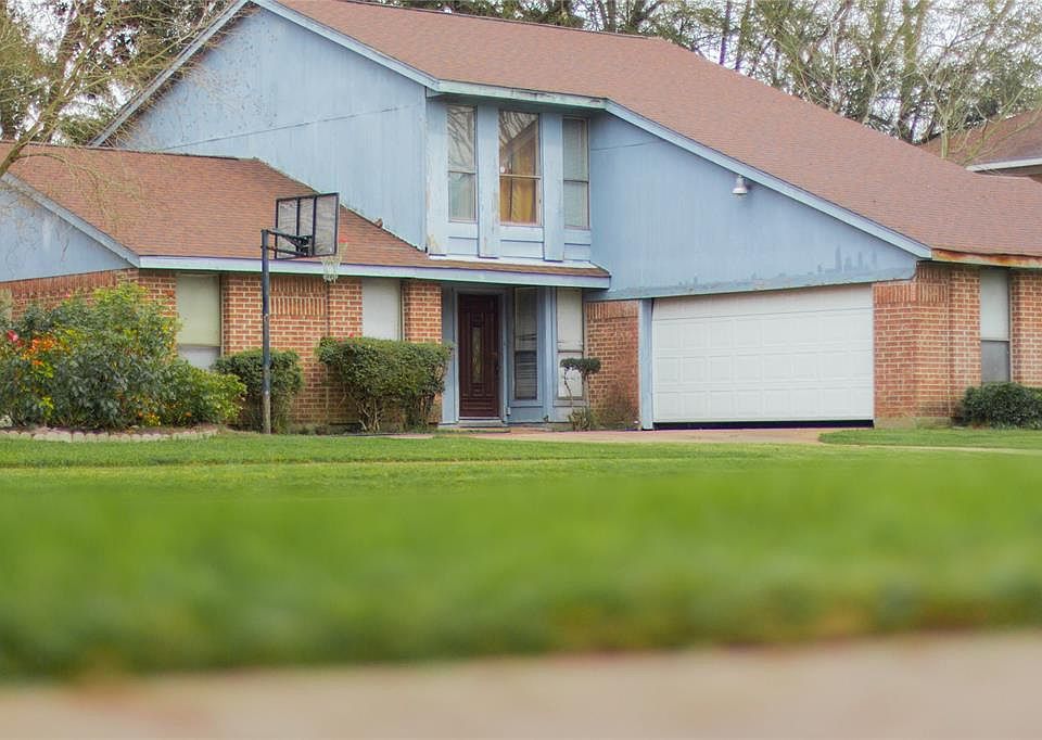 1st image of 9918 Hibernia Dr