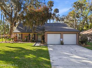 100 GRANADA Lane, Ponte Vedra Beach, FL 32082