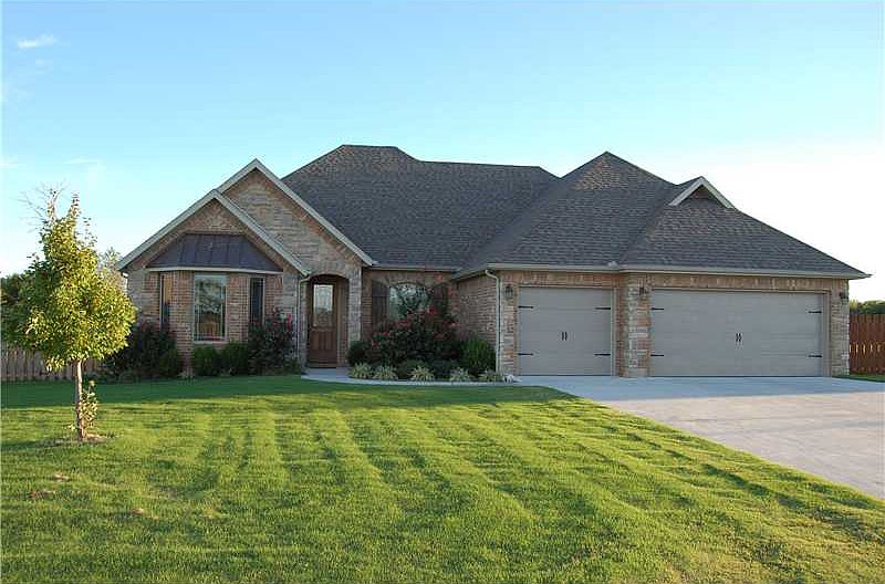 1st image of 363 Orchard Creek Dr