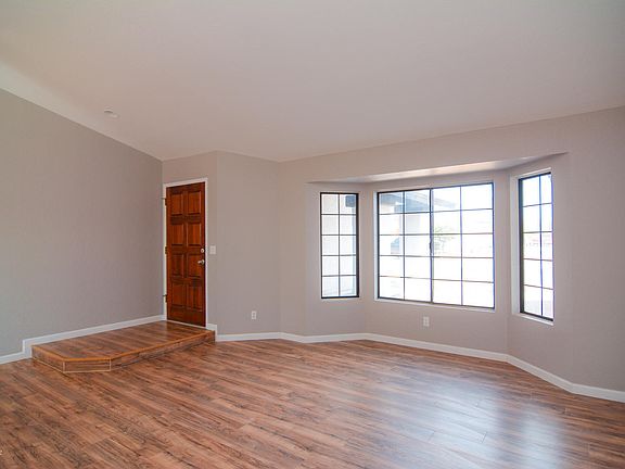 5th image of 1689 W Oak Shadows Dr