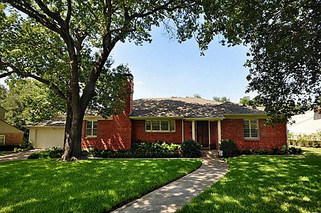 1st image of 6807 Royal Crest Dr