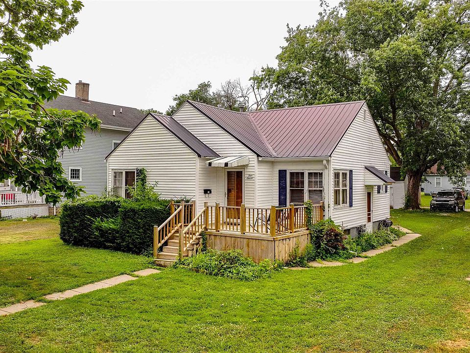 1st image of 411 N Quincy Ave