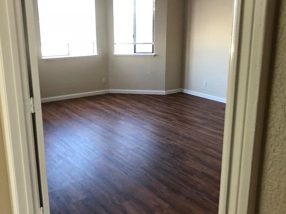 2nd image of 2380 35th Ave