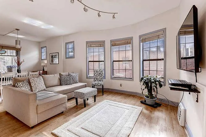 Gorgeous open floor plan with plenty of natural light