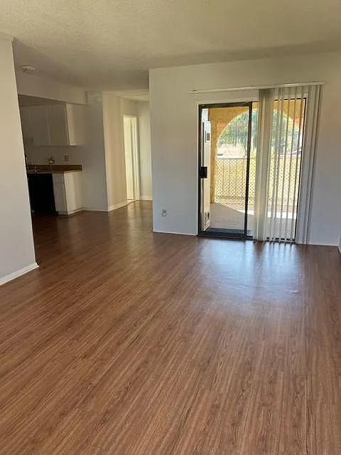 1 bed, 650 sqft, $1,850 — Photo 2