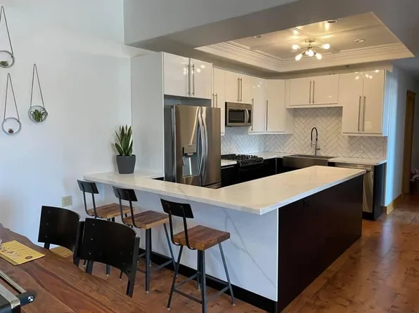 709 S Kansas Ave APT 401, Topeka, KS 66603