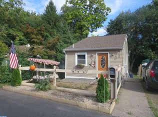 1827 Hazel Ave, Bristol, PA
