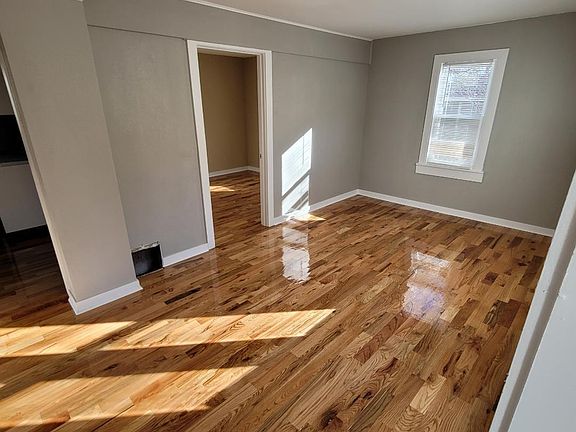 2nd image of 5354 N 51st Blvd