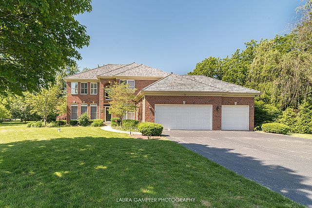 3 Oak Creek Dr, Yorkville, IL 60560 | Zillow