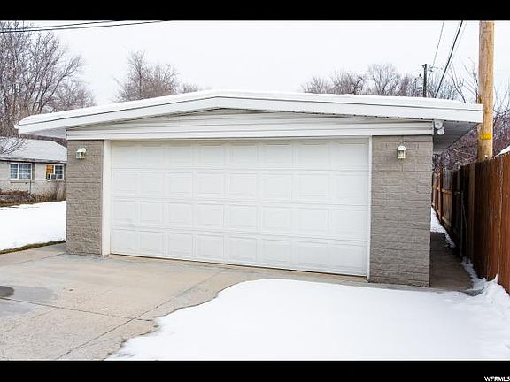 3rd image of 4189 S Ewell Dr