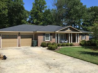 807 Forrest Heights Dr SE, Huntsville, AL 35802