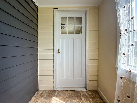 4th image of 51 Cedar Street
